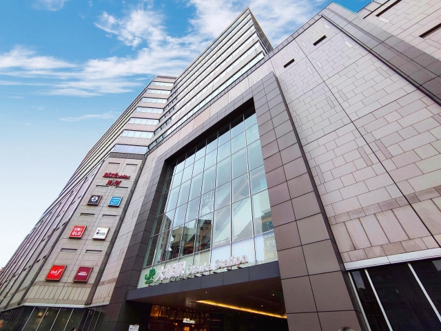 大塚駅南口の写真